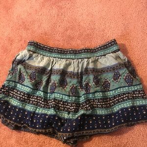 Mossimo Shorts loose fitting